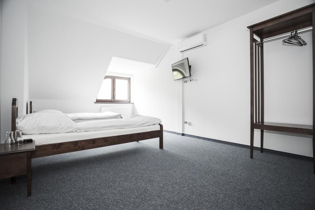 W Starym Mlynie Bed & Breakfast Milicz Room photo